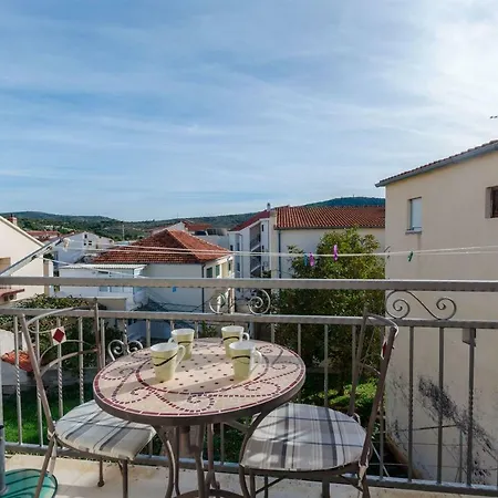 Apartment Renata *